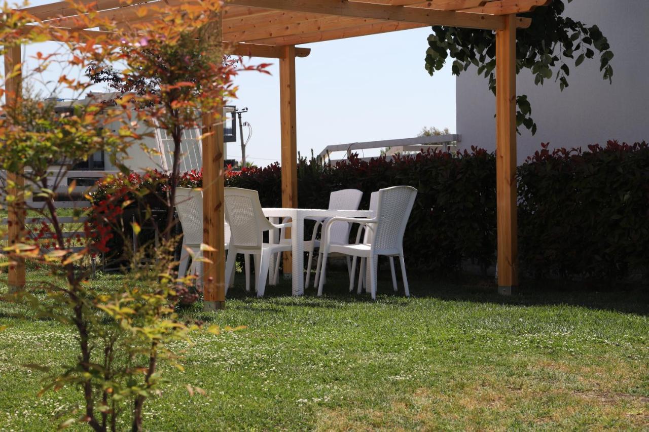 Tea Residence, Gjiri I Lalzit Villa Durrës Exteriör bild