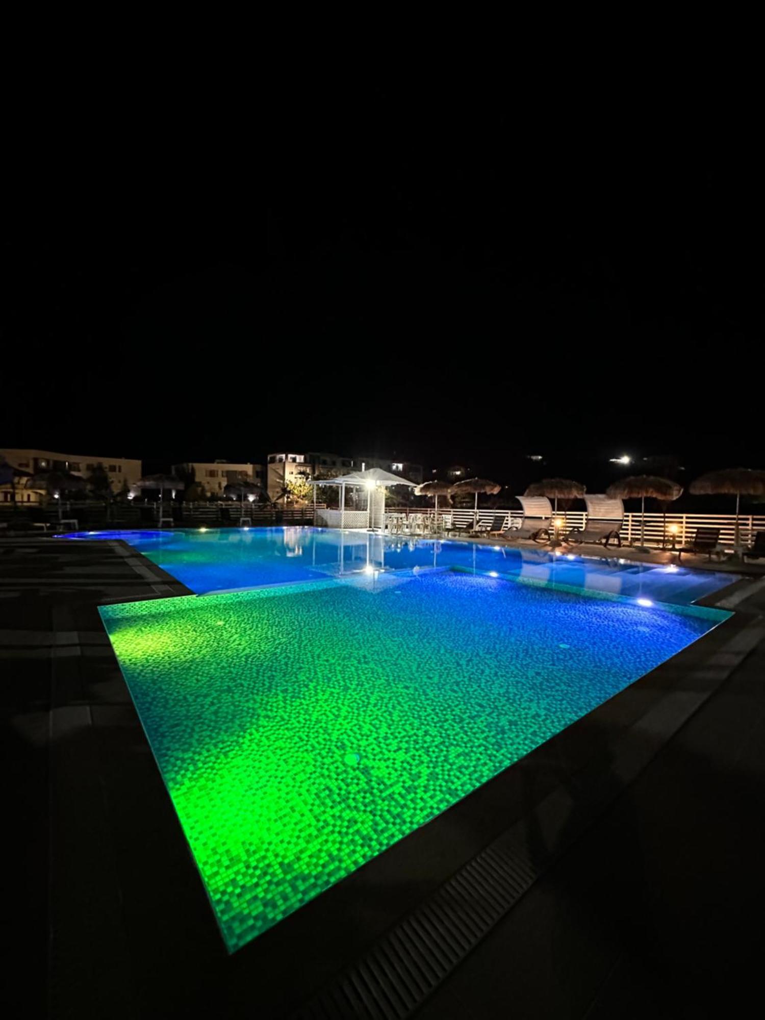 Tea Residence, Gjiri I Lalzit Villa Durrës Exteriör bild