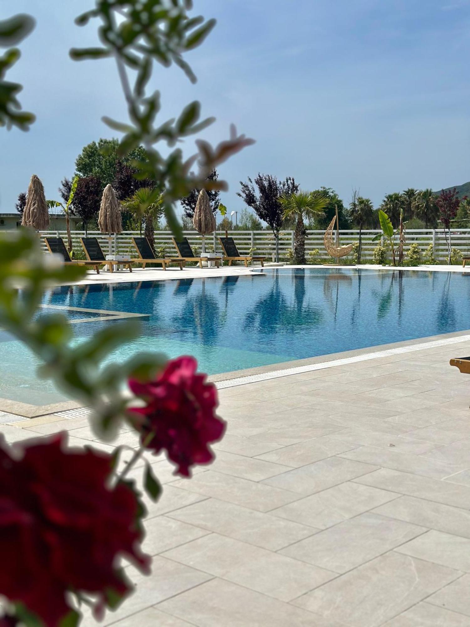 Tea Residence, Gjiri I Lalzit Villa Durrës Exteriör bild